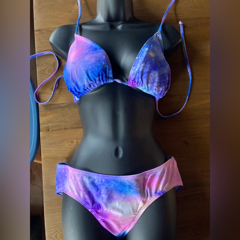 Galaxy bikini bottoms Medium tops Large